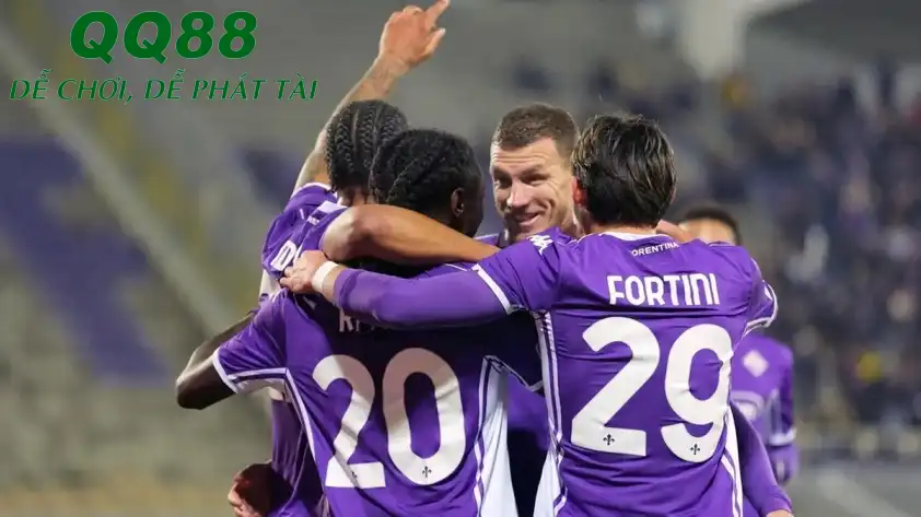 Fiorentina được đánh giá cao hơn khi làm khách trước Lausanne. Fiorentina được đánh giá cao hơn khi làm khách trước Lausanne.